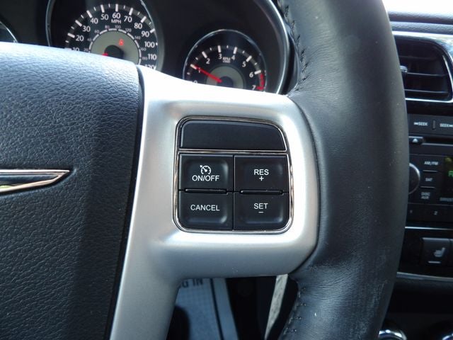 2013 Chrysler 200 Limited