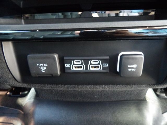 2024 Jeep Wagoneer Base