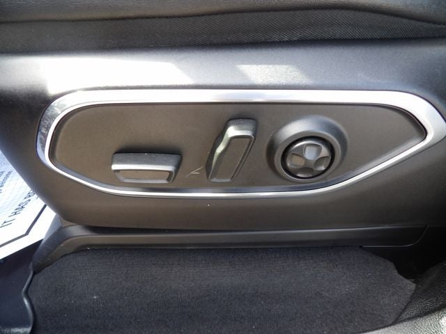 2024 Jeep Wagoneer Base