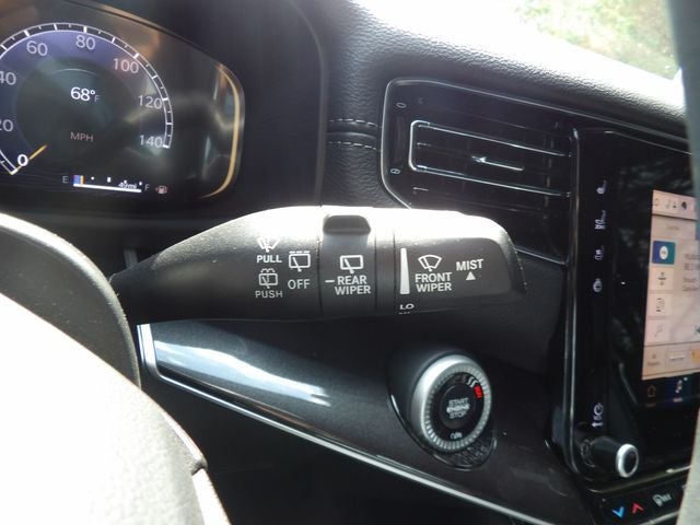 2024 Jeep Wagoneer Base