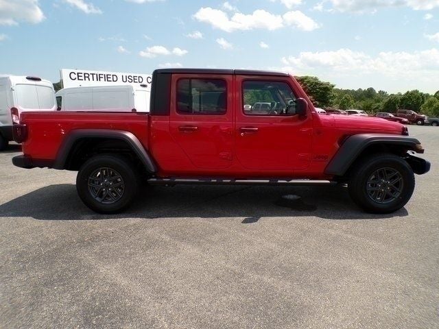 2025 Jeep Gladiator Sport S