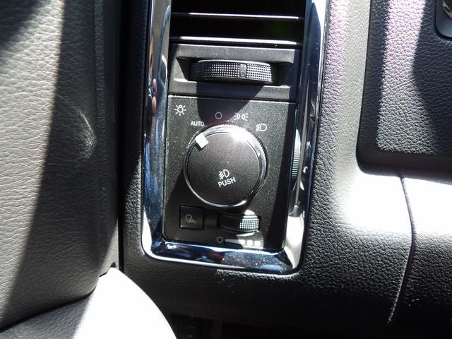 2012 RAM 1500 Laramie