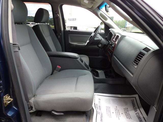2005 Dodge Dakota SLT