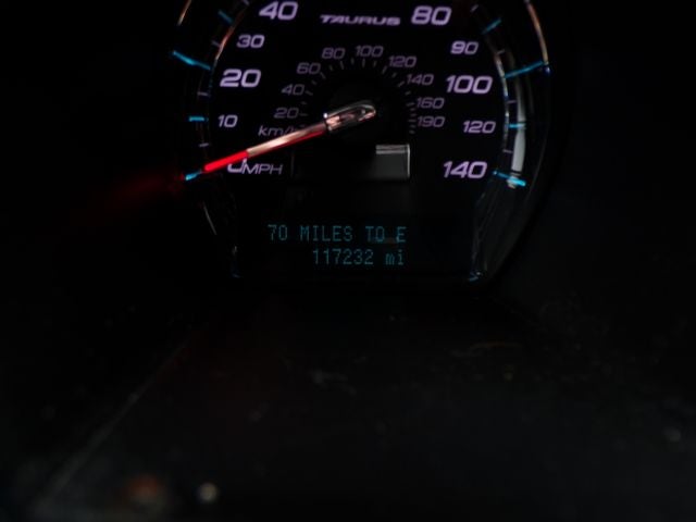 2010 Ford Taurus SEL