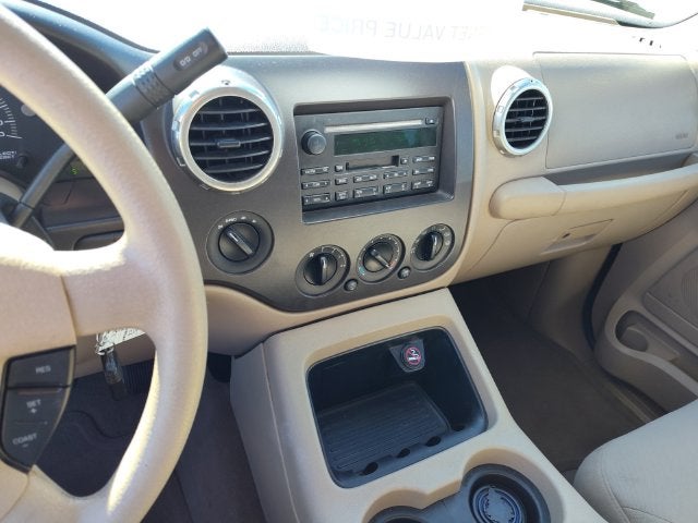 2003 Ford Expedition SSV