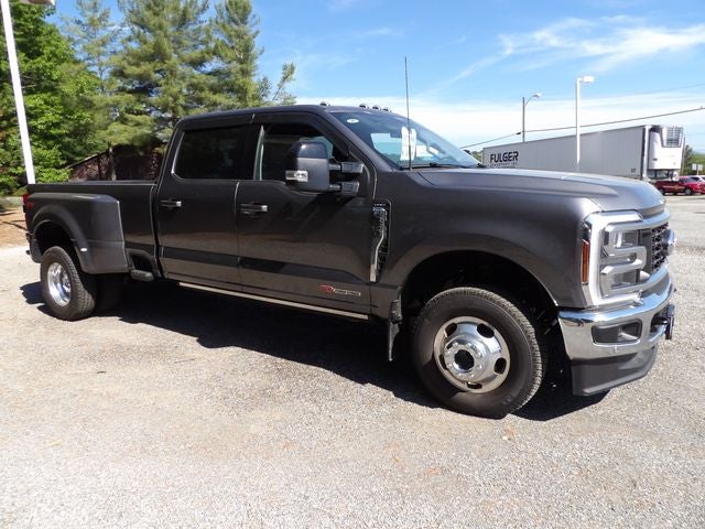 2026 Ford F-350SD Lariat DRW
