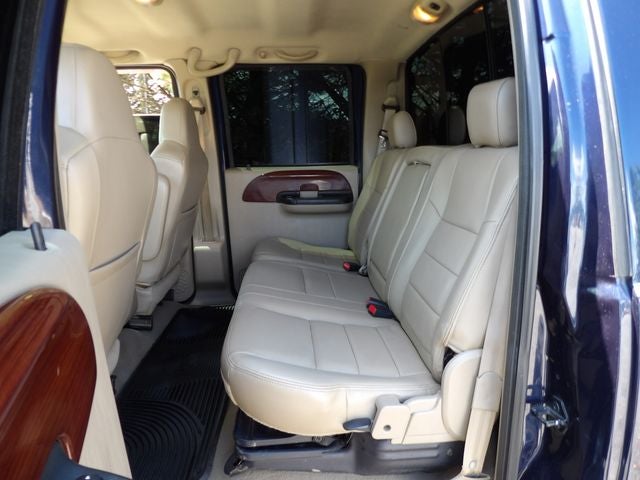 2006 Ford F-350SD Lariat DRW