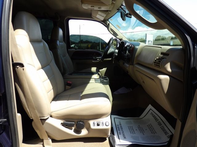 2006 Ford F-350SD Lariat DRW