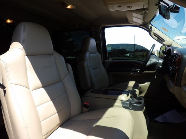 2006 Ford F-350SD Lariat DRW