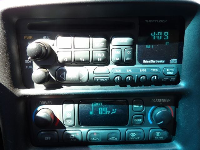 2004 Chevrolet Corvette Base
