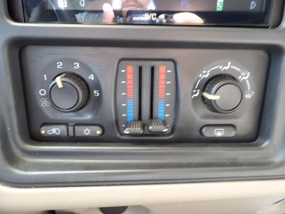 2003 Chevrolet Silverado 1500HD LS