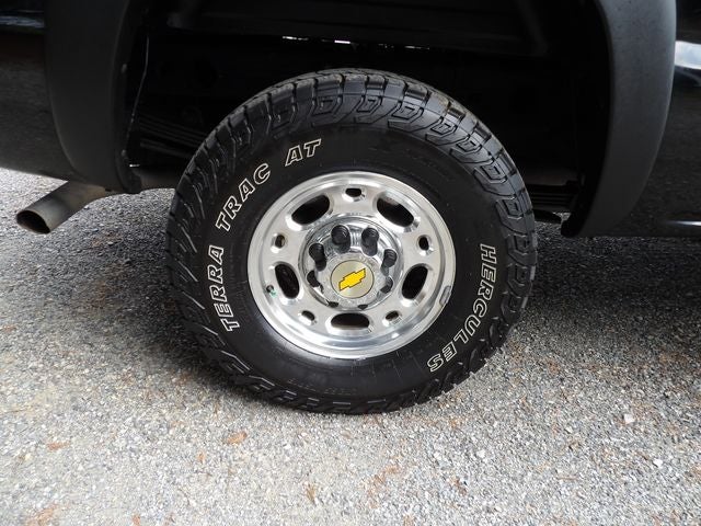 2003 Chevrolet Silverado 1500HD LS