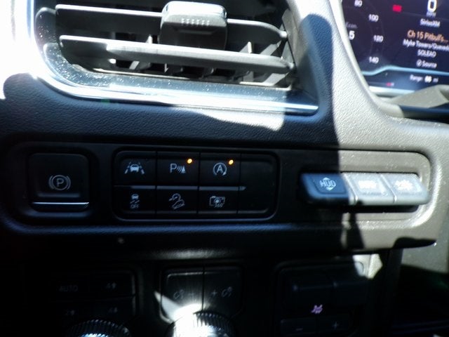 2023 GMC Yukon XL AT4