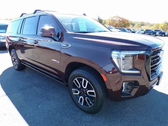 2023 GMC Yukon XL AT4