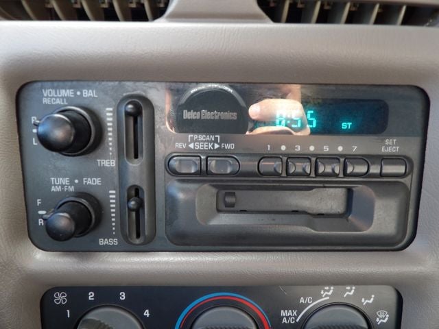 1998 GMC Sonoma SLS