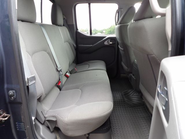 2015 Nissan Frontier SV