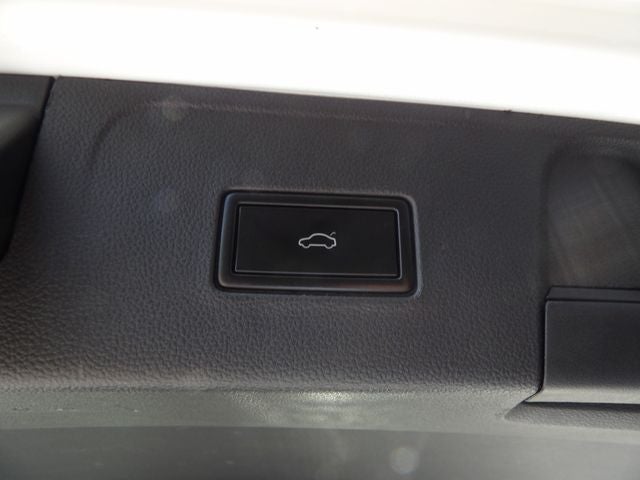 2021 Volkswagen Atlas 3.6L V6 SEL Premium R-Line