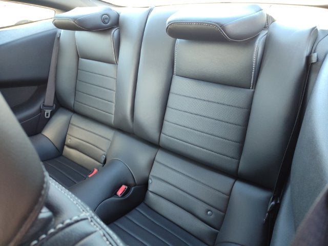 2013 Ford Mustang V6 Premium