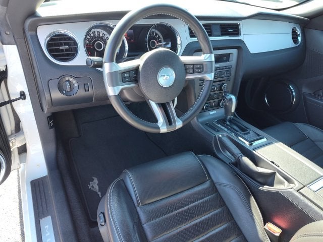 2013 Ford Mustang V6 Premium
