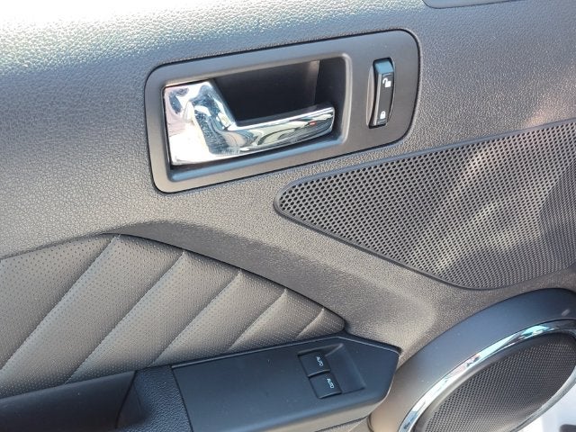 2013 Ford Mustang V6 Premium