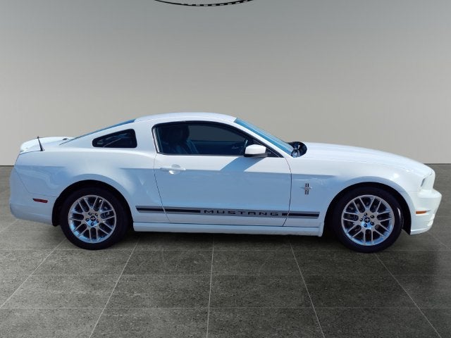 2013 Ford Mustang V6 Premium