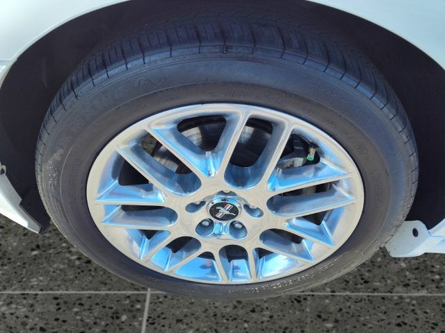 2013 Ford Mustang V6 Premium