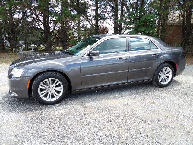 2017 Chrysler 300 Limited