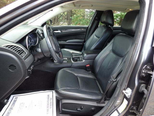2017 Chrysler 300 Limited