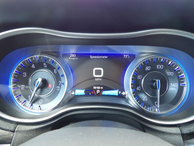2017 Chrysler 300 Limited