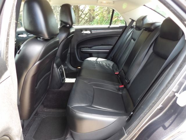 2017 Chrysler 300 Limited