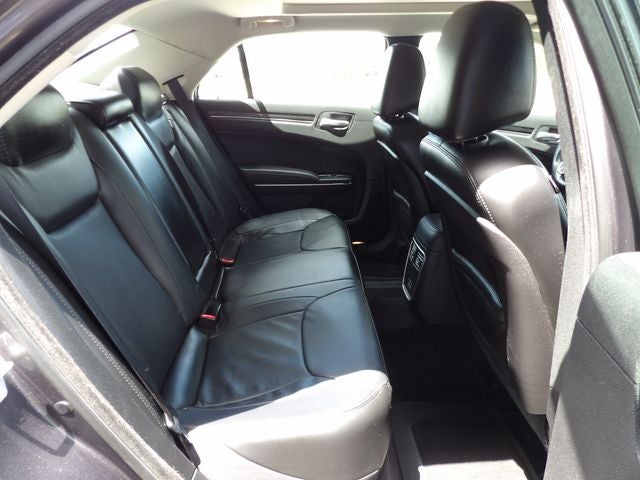 2017 Chrysler 300 Limited