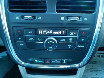 2014 Chrysler Town & Country Touring