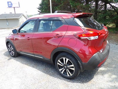 2019 Nissan Kicks SR