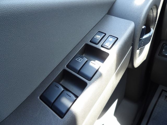 2014 Nissan Xterra S