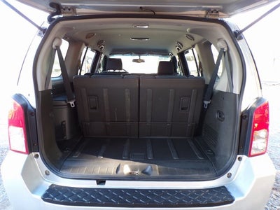 2005 Nissan Pathfinder SE Off-Road