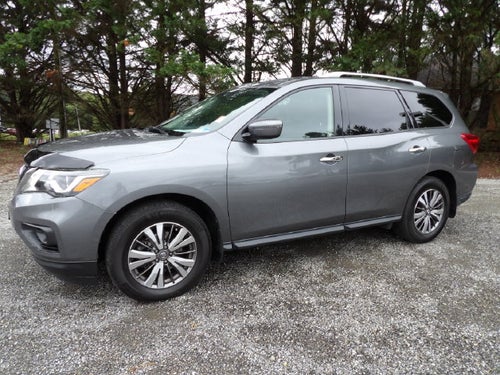 2019 Nissan Pathfinder S