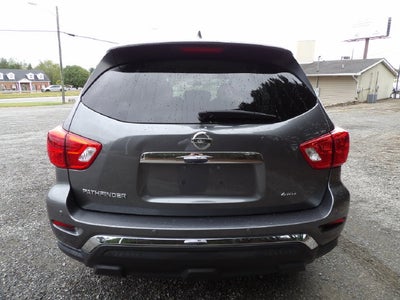 2019 Nissan Pathfinder S
