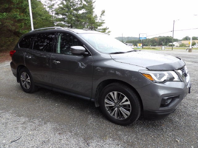 2019 Nissan Pathfinder S