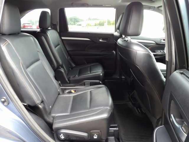 2016 Toyota Highlander XLE V6
