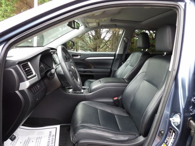 2016 Toyota Highlander XLE V6