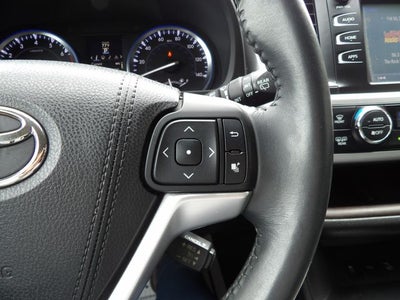 2016 Toyota Highlander XLE V6