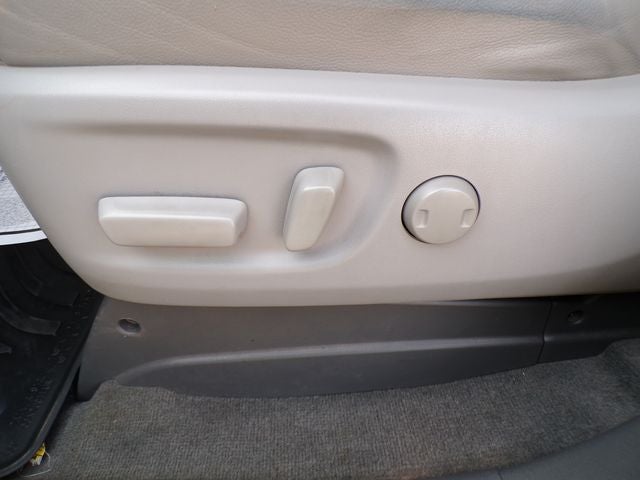 2017 Toyota Sienna XLE Premium 8 Passenger