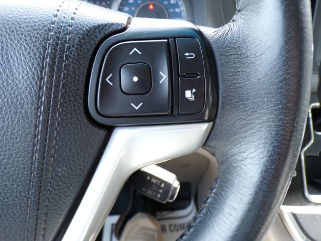 2017 Toyota Sienna XLE Premium 8 Passenger