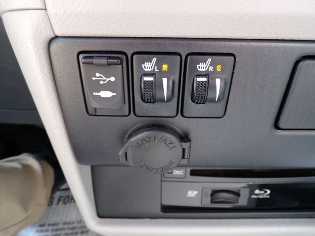 2017 Toyota Sienna XLE Premium 8 Passenger