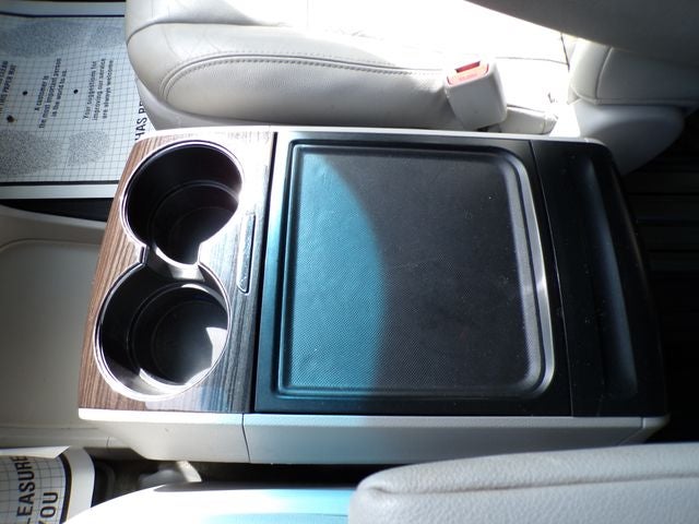 2017 Toyota Sienna XLE Premium 8 Passenger