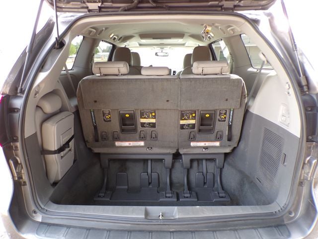 2017 Toyota Sienna XLE Premium 8 Passenger