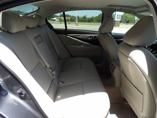 2015 INFINITI Q50 Premium