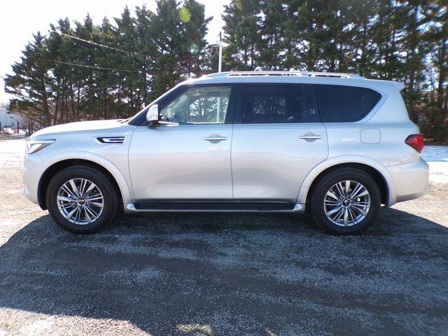 2021 INFINITI QX80 LUXE