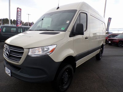 2024 Mercedes-Benz Sprinter 2500 Cargo 144 WB 4MATIC®
