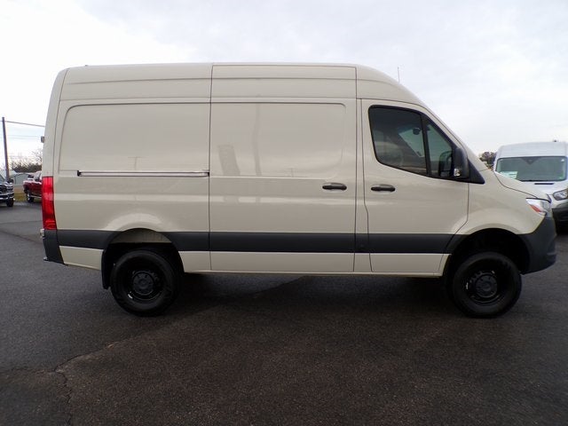 2024 Mercedes-Benz Sprinter 2500 Cargo 144 WB 4MATIC®